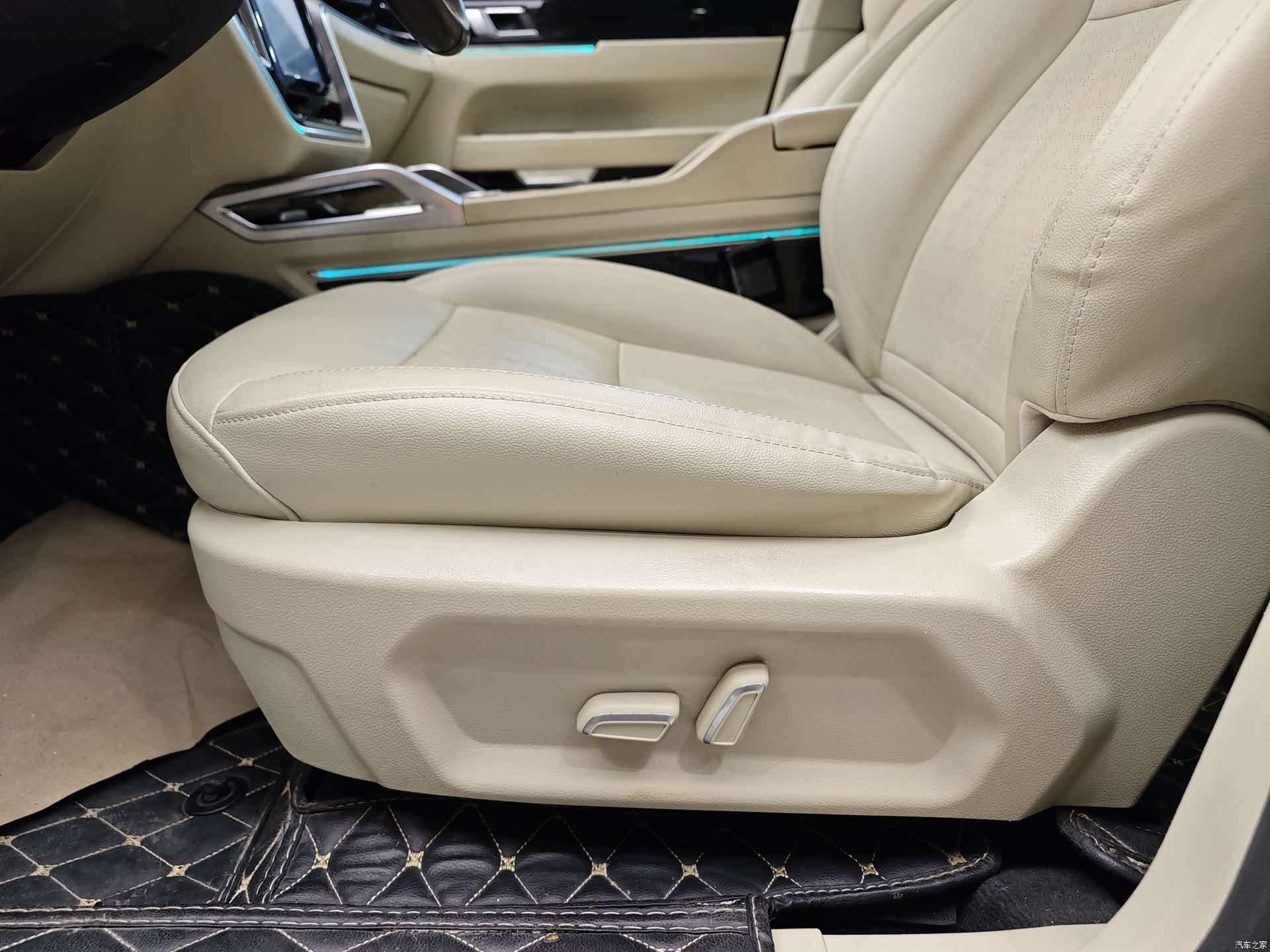 Zotye T700, 2018 10