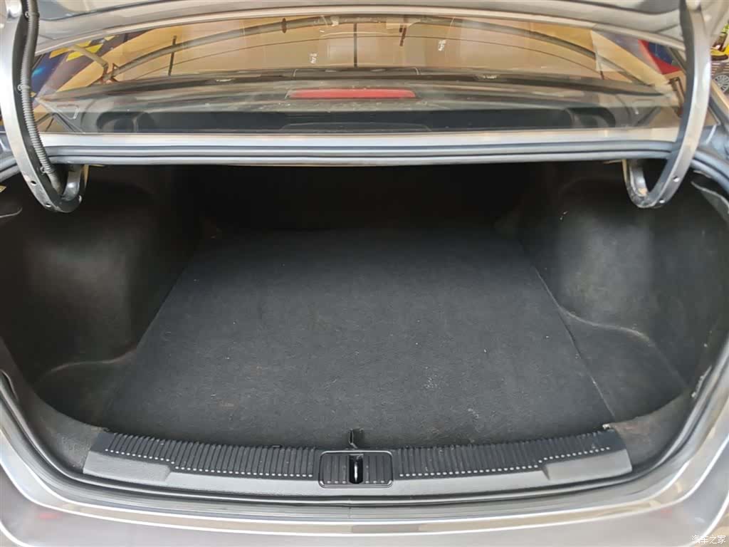 Roewe i5, 2021 19