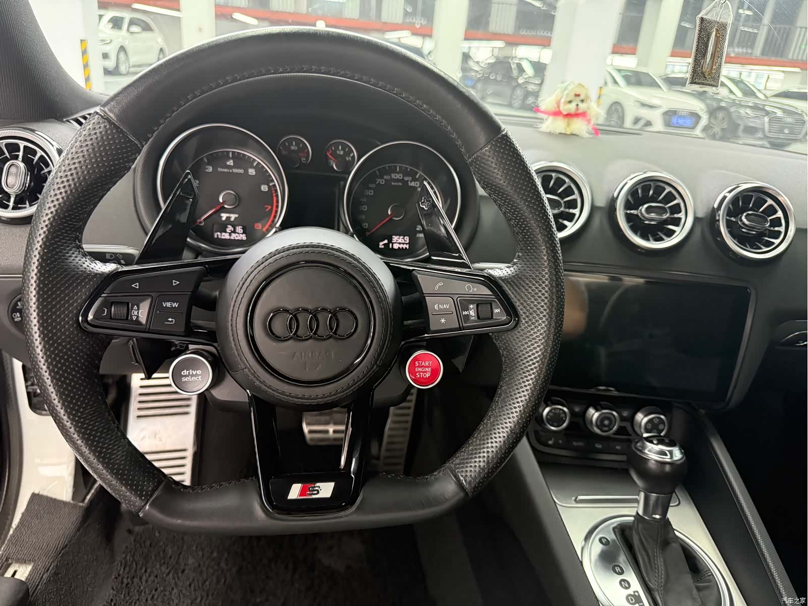 Audi TT, 2012 8