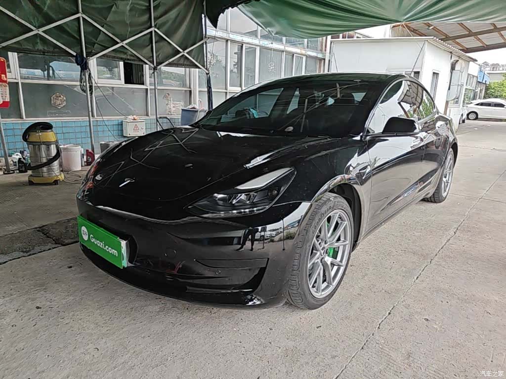 Tesla Model 3, 2022 1