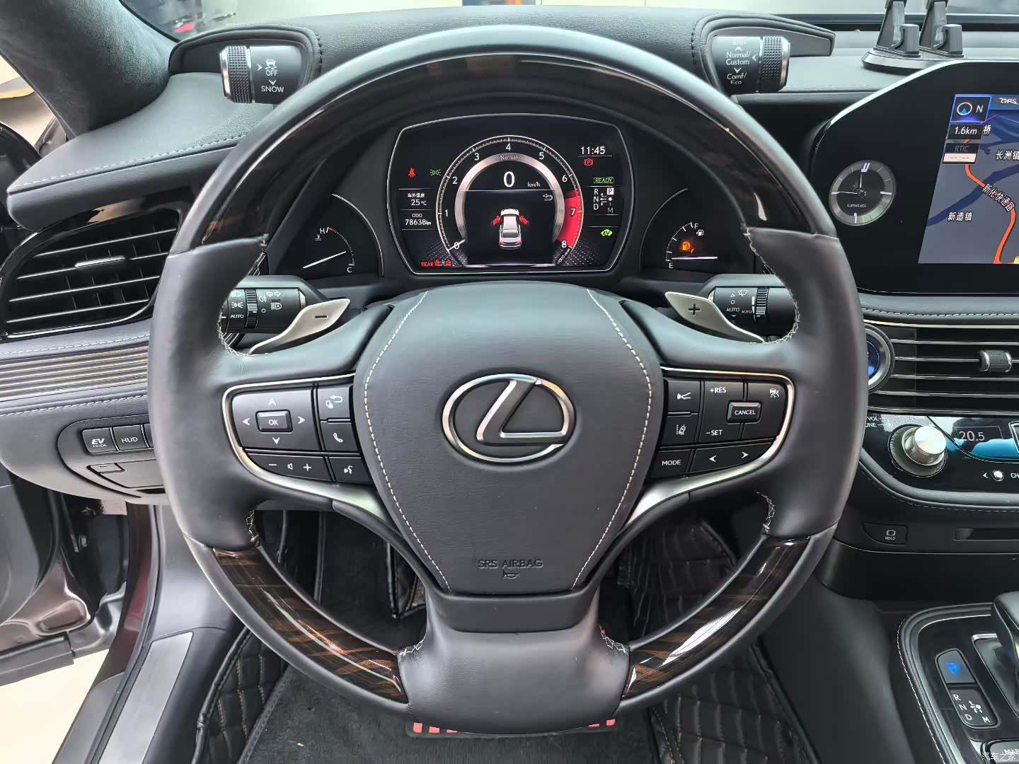 Lexus LS, 2023 все фото