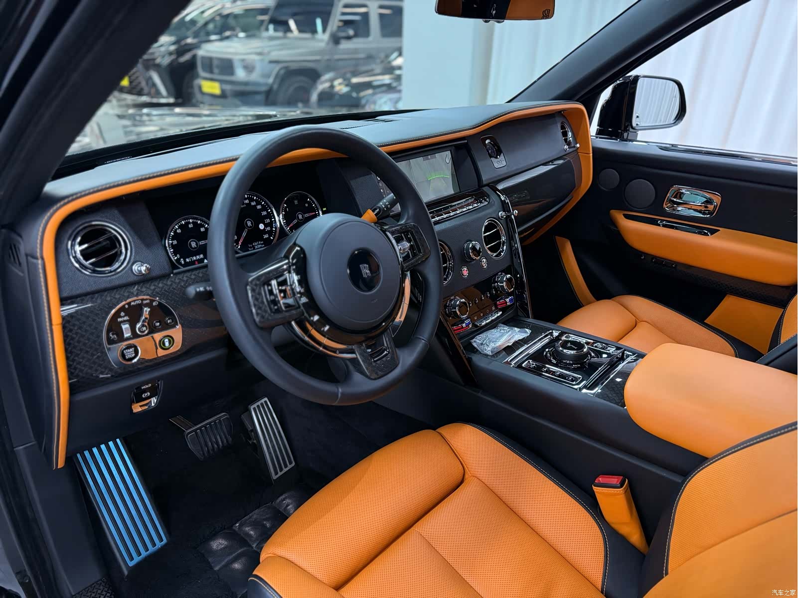 Rolls-Royce Cullinan, 2023 8