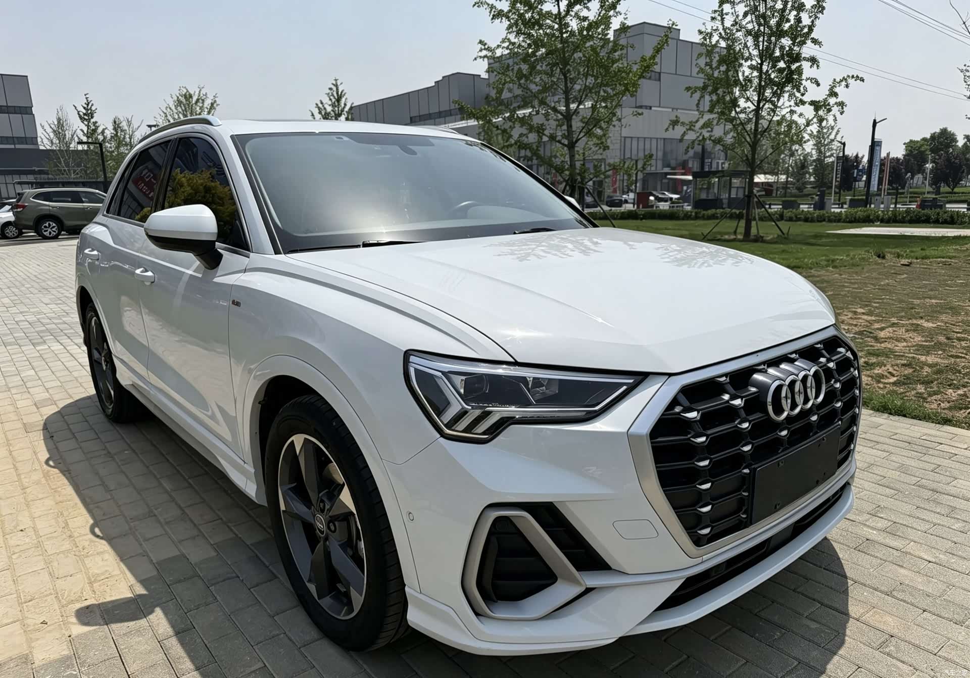 Audi Q3, 2023 6
