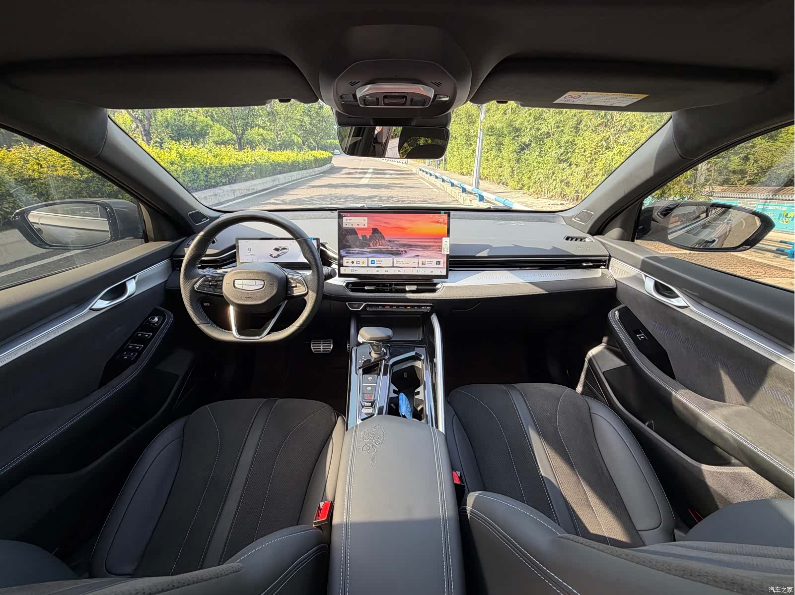 Geely Preface, 2025 17