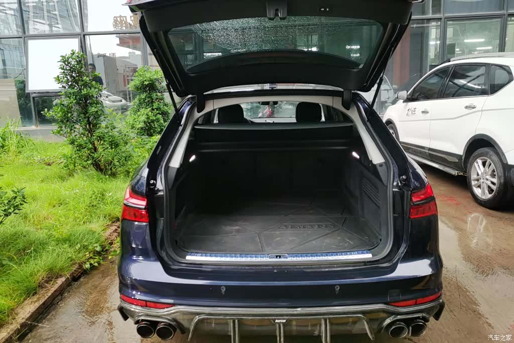 Audi A6, 2022 4