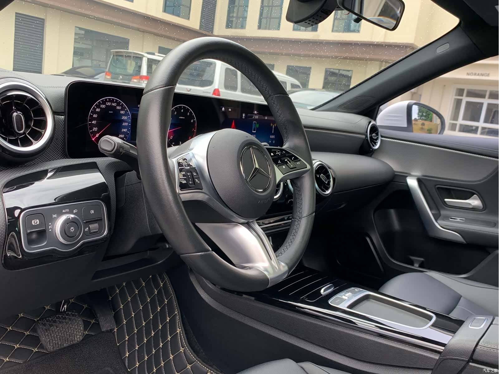 Mercedes-Benz A-Class, 2024 17