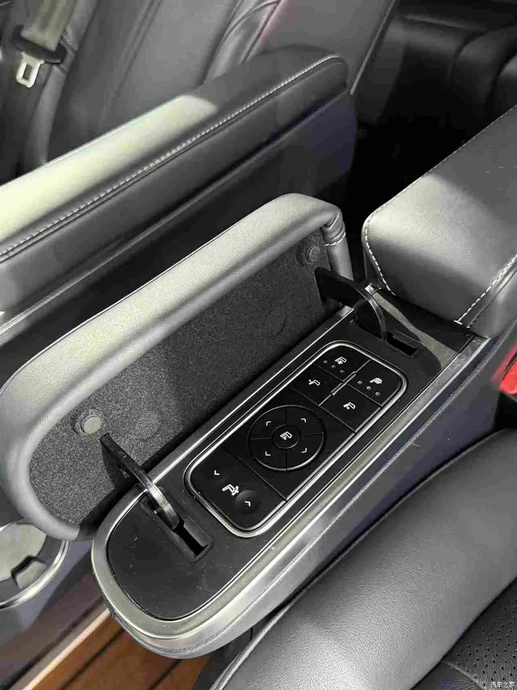 Trumpchi M8, 2021 9