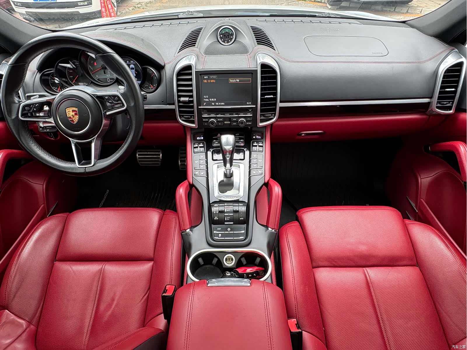 Porsche Cayenne, 2015 16