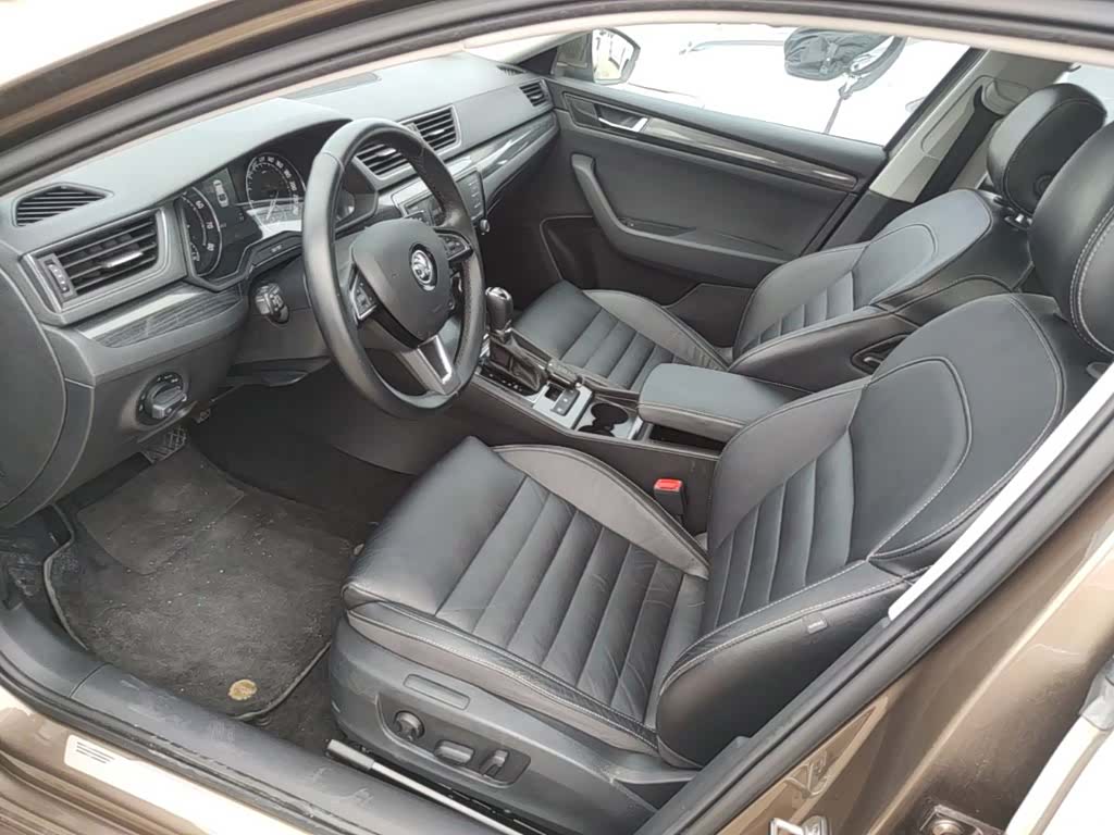 Skoda Superb, 2016 15