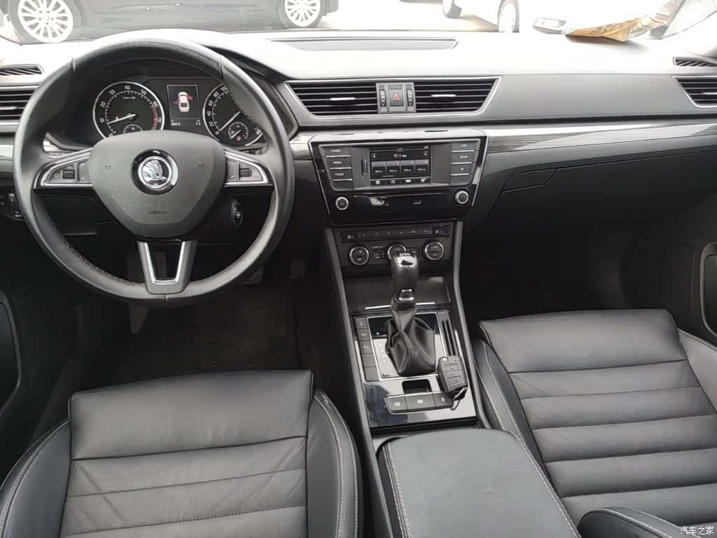 Skoda Superb, 2016 13