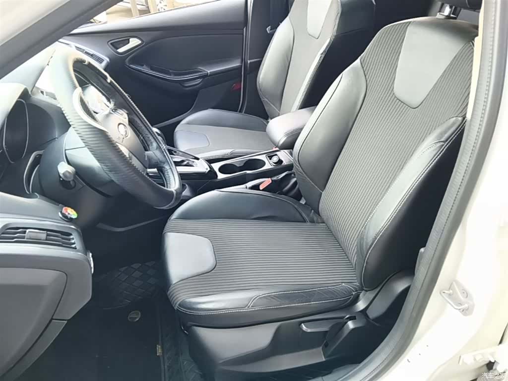 Ford Focus, 2014 15