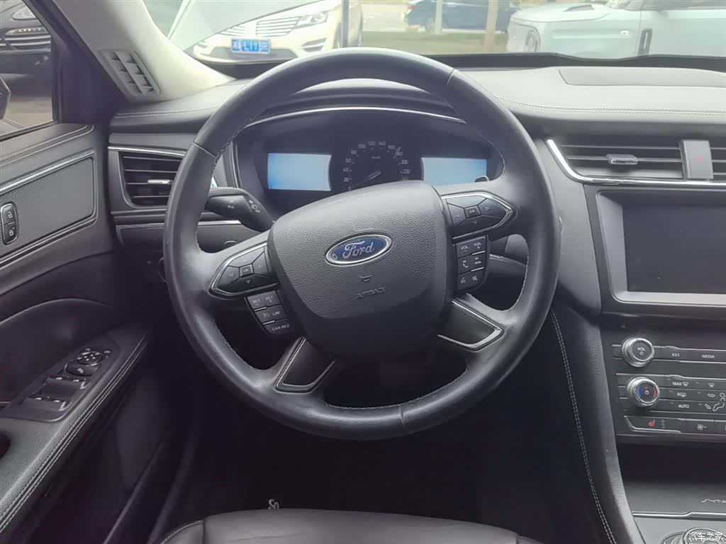 Ford Taurus, 2016 11