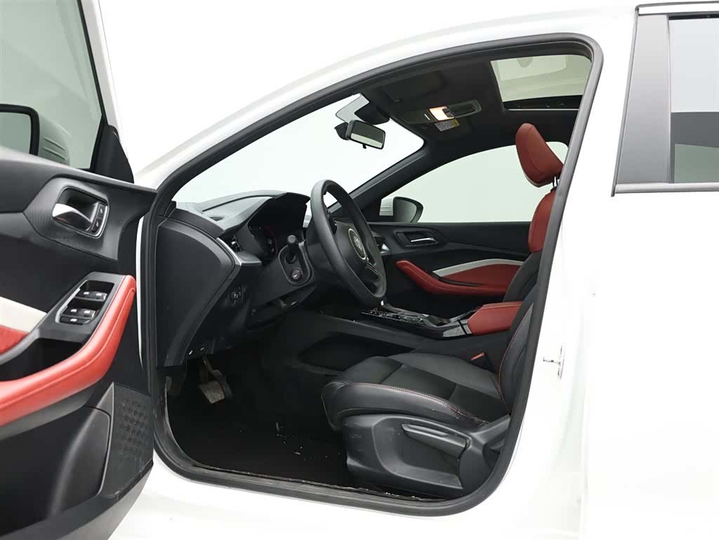 MG MG5, 2022 11