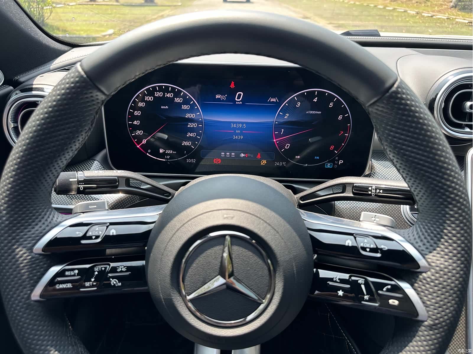 Mercedes-Benz C-Class, 2025 13