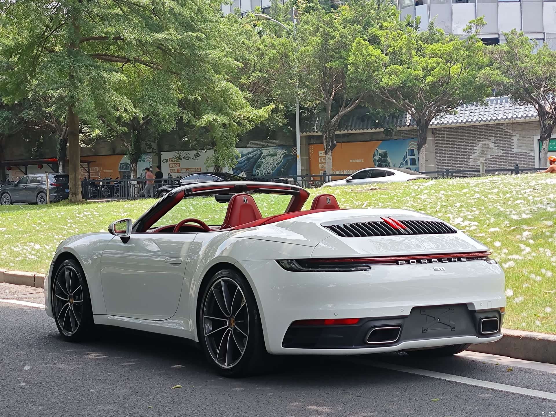 Porsche 911, 2023 4