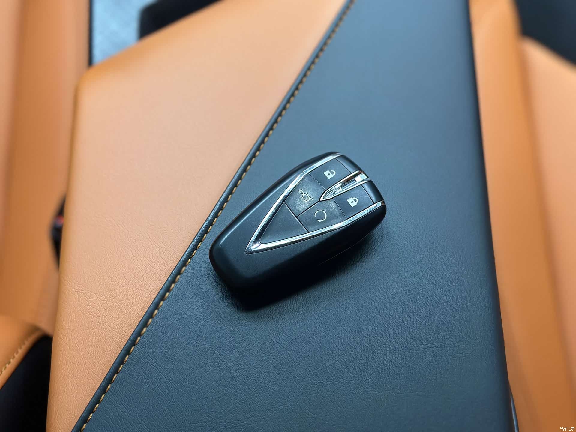Changan UNI-V, 2024 16