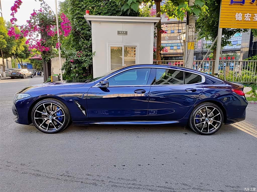 BMW 8 Series, 2023 2