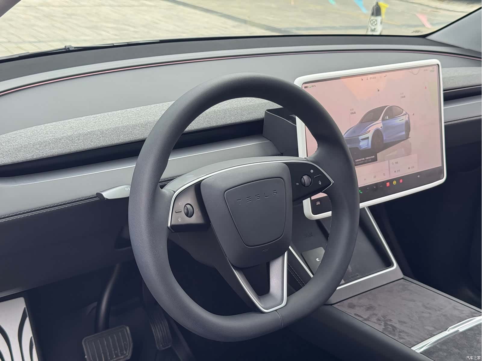 Tesla Model Y, 2025 все фото