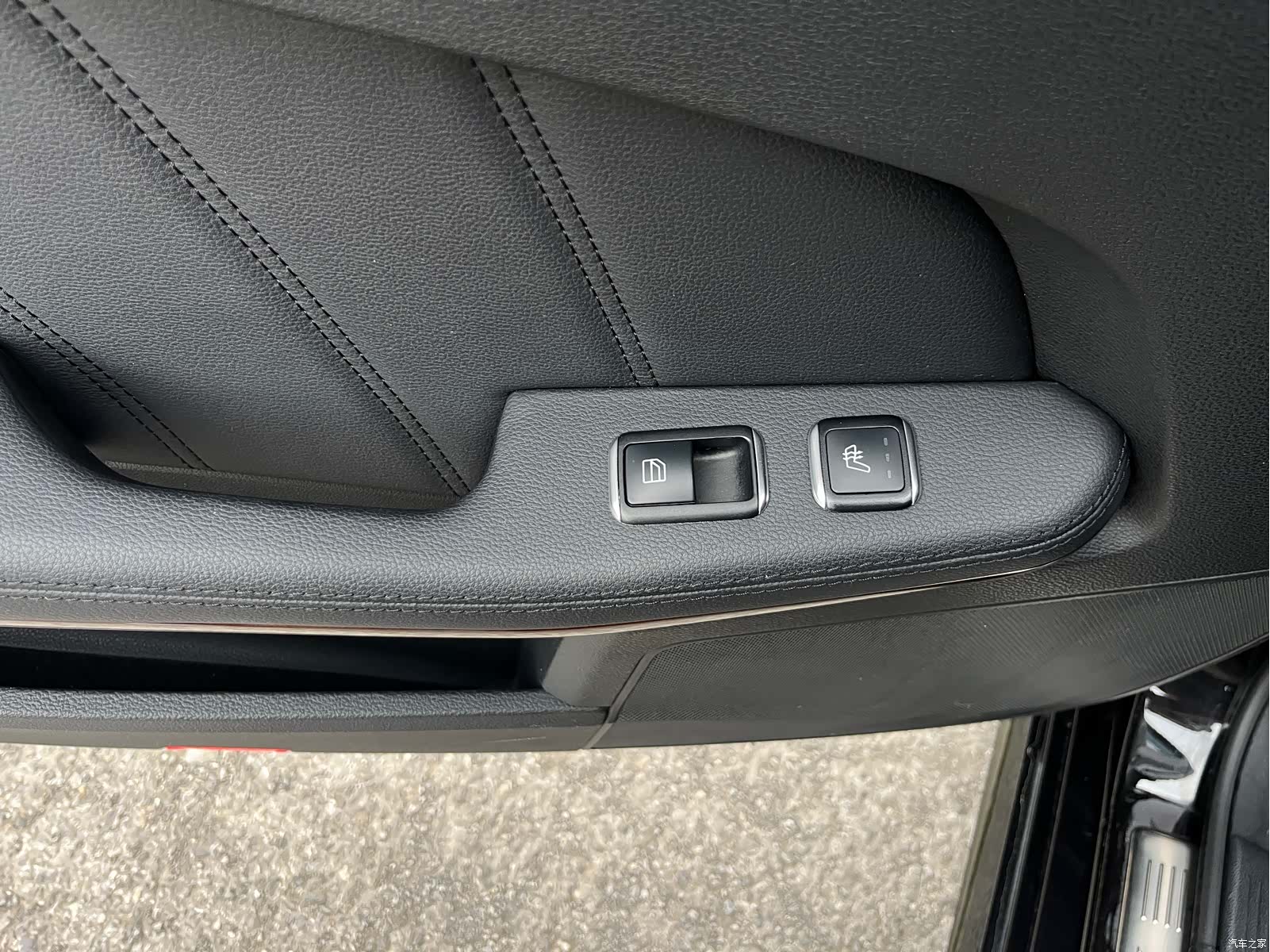 Mercedes-Benz E-Class, 2012 22