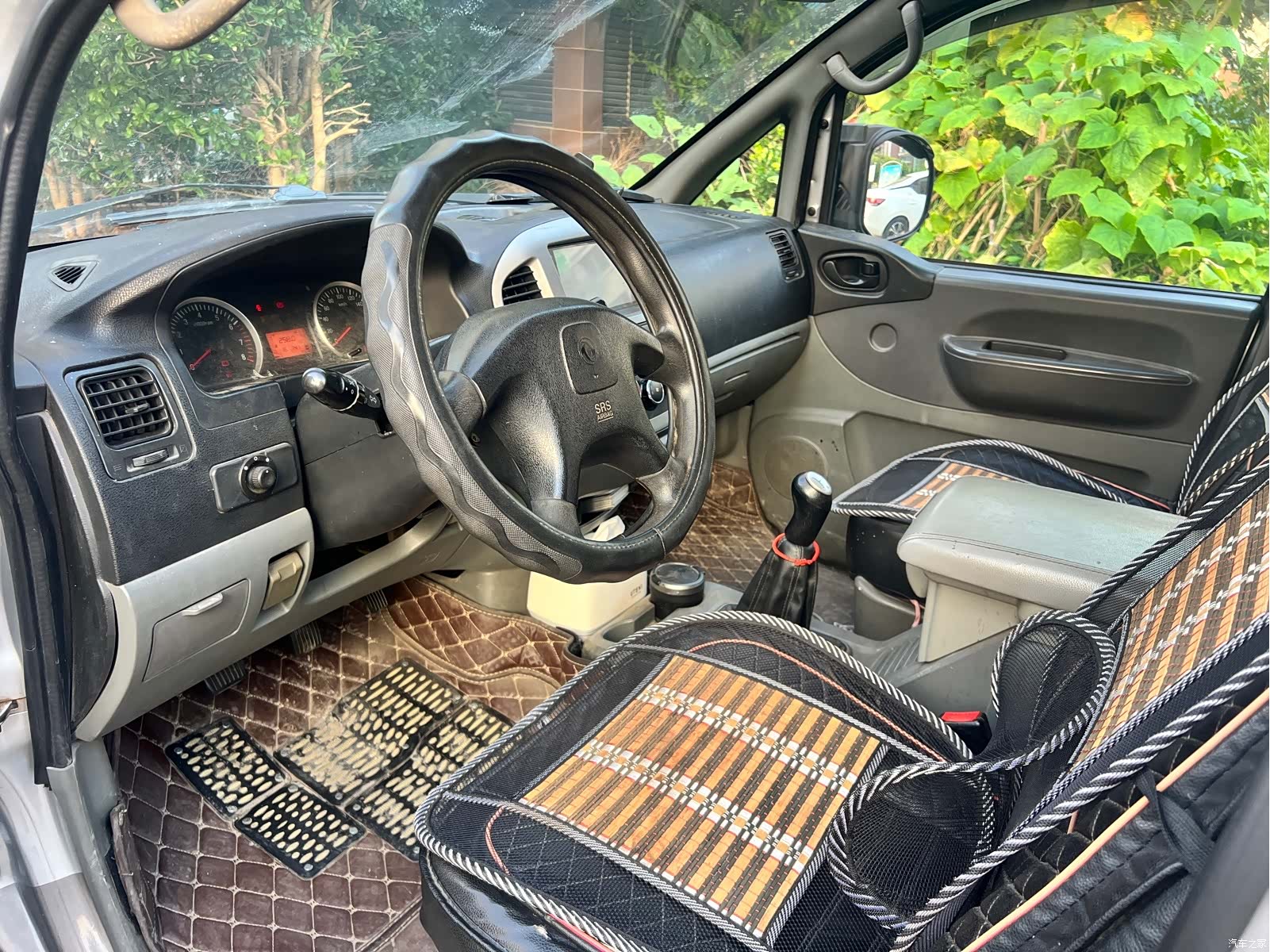 DongFeng V3, 2013 10