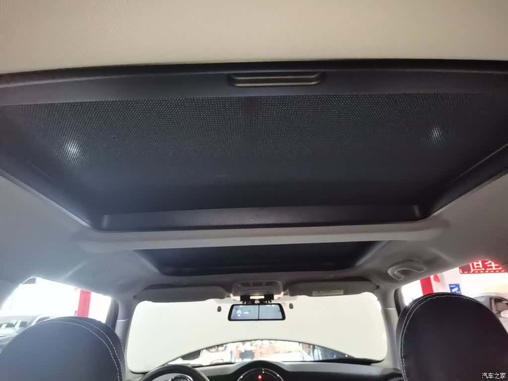 Mini ONE, 2018 18