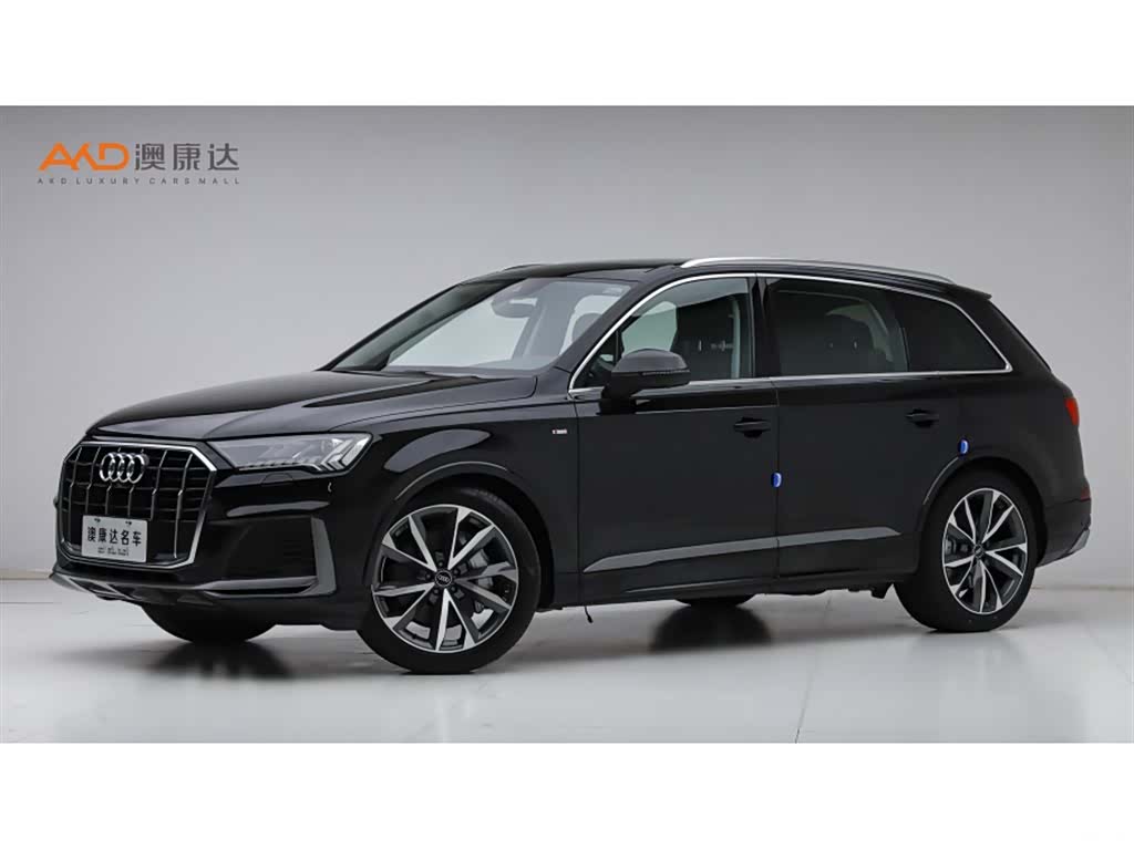 Audi Q7, 2022 1