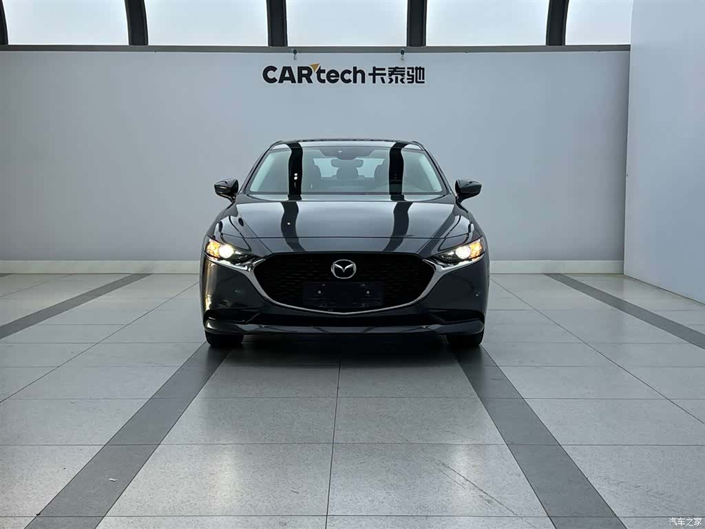 Mazda Mazda3, 2022 2