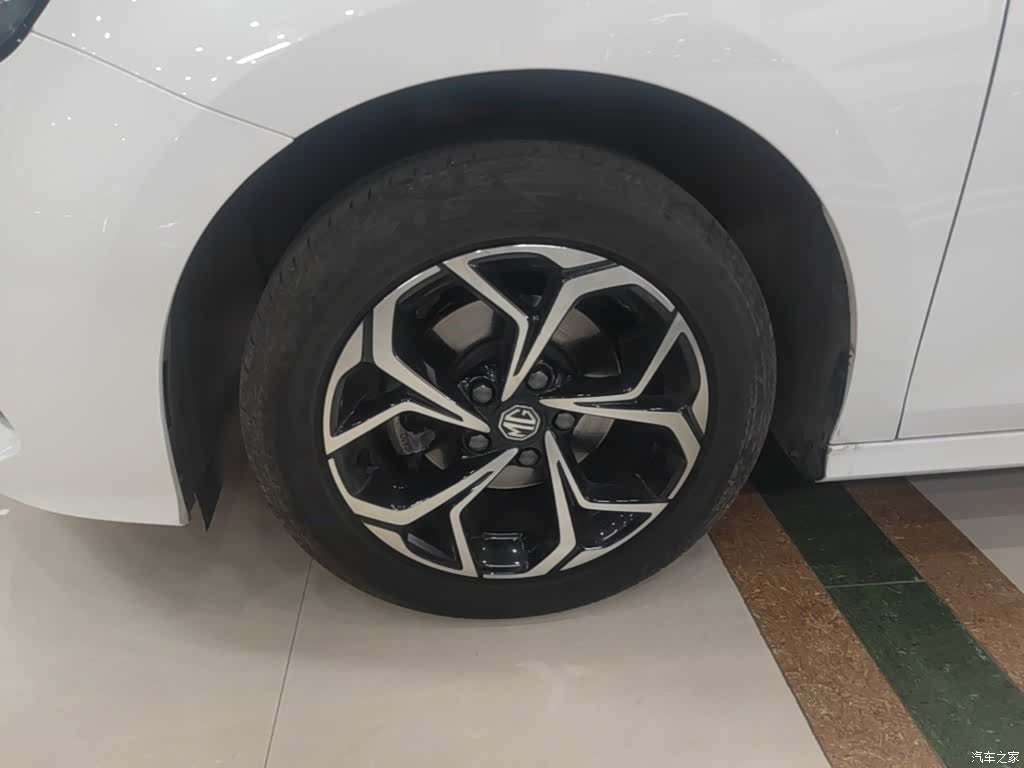 MG MG5, 2022 23