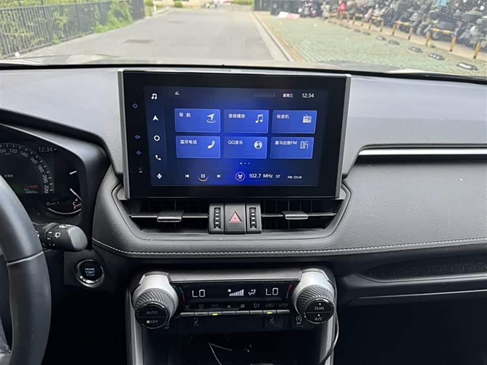 Toyota RAV4 Rongfang