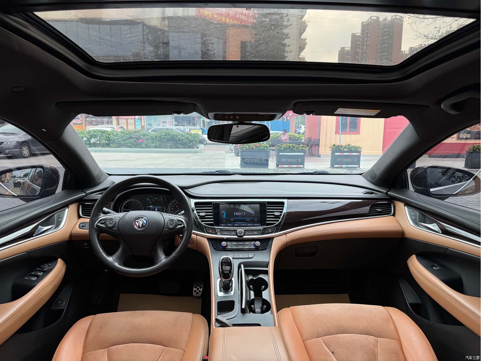 Buick LaCrosse, 2017 16