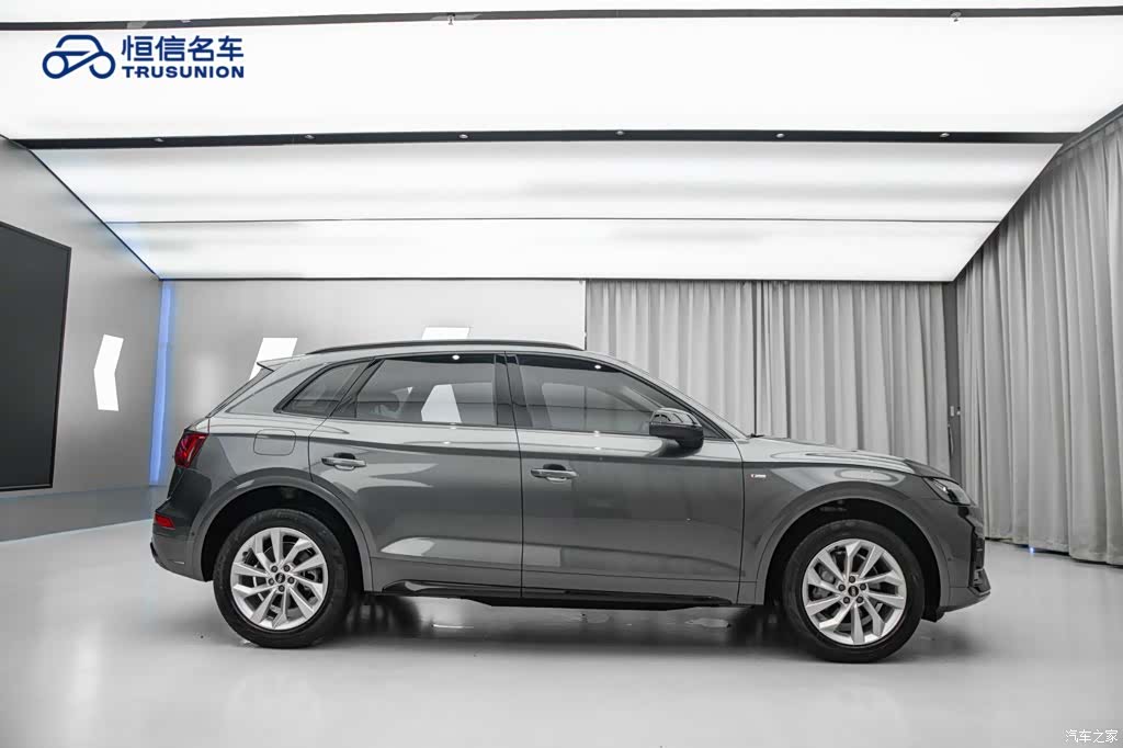 Audi Q5L, 2022 4