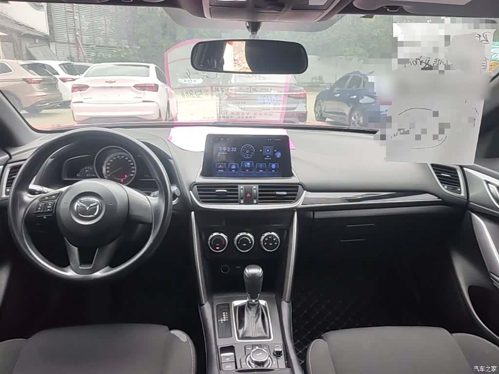Mazda CX-4, 2017 10