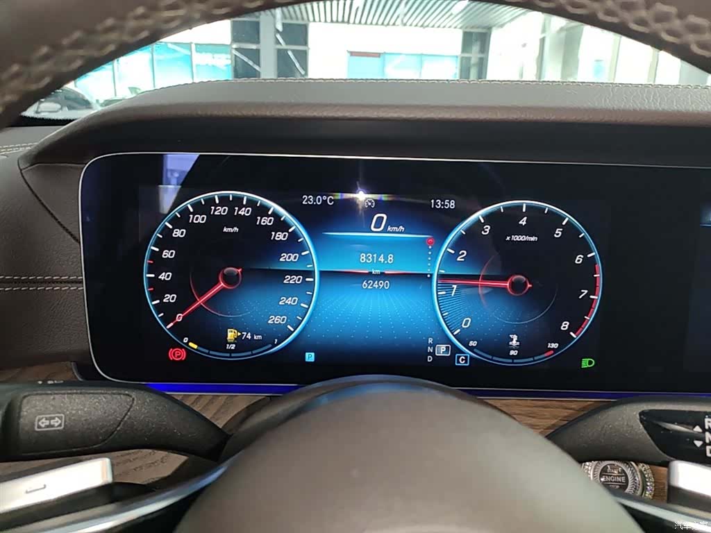 Mercedes-Benz E-Class, 2023 12