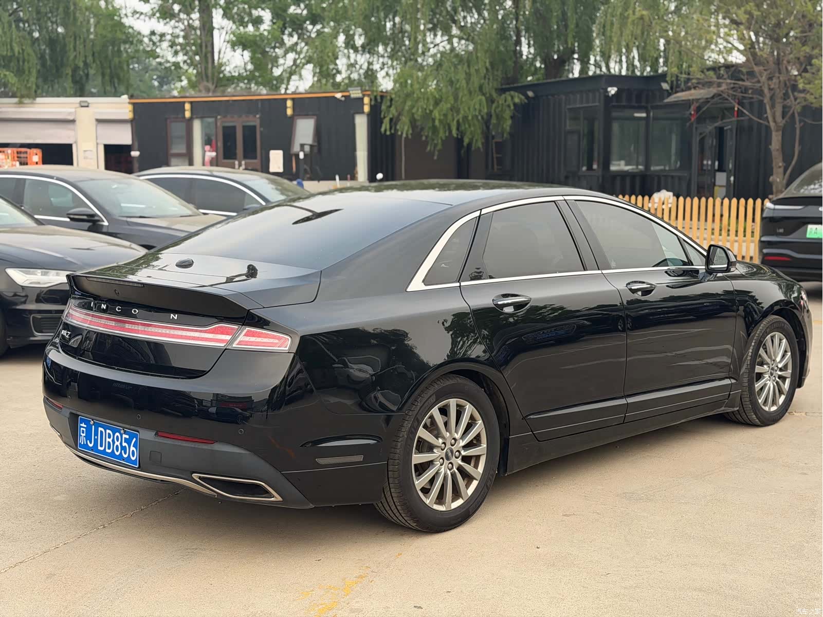Lincoln MKZ, 2018 4