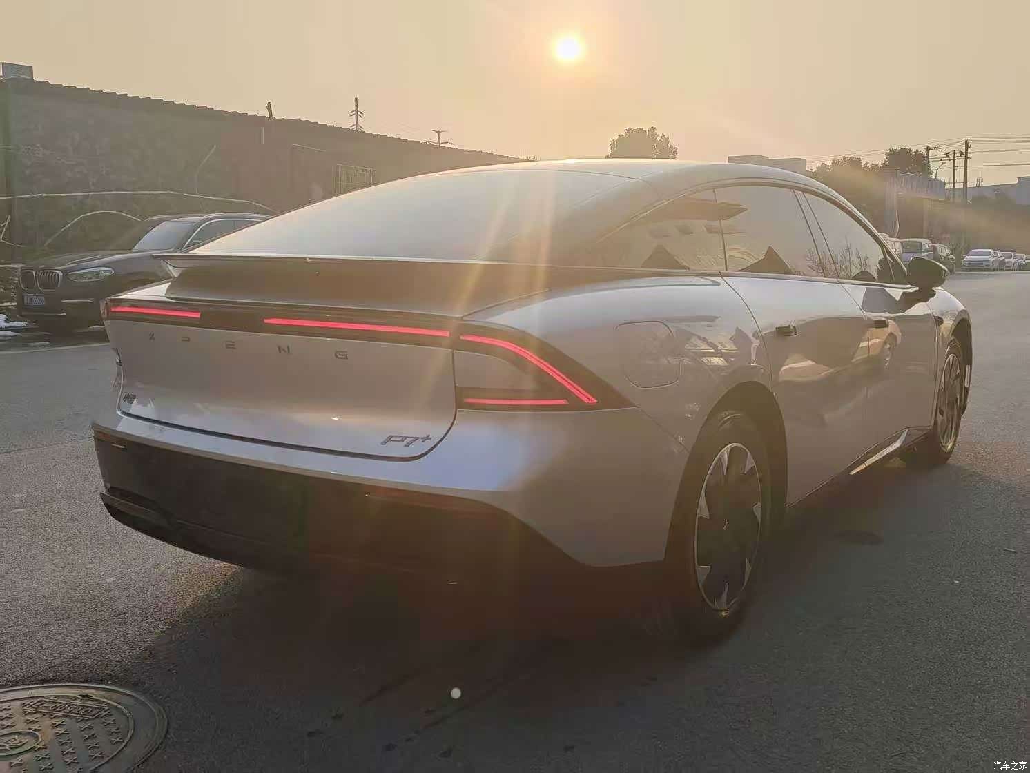 Xpeng P7, 2025 9