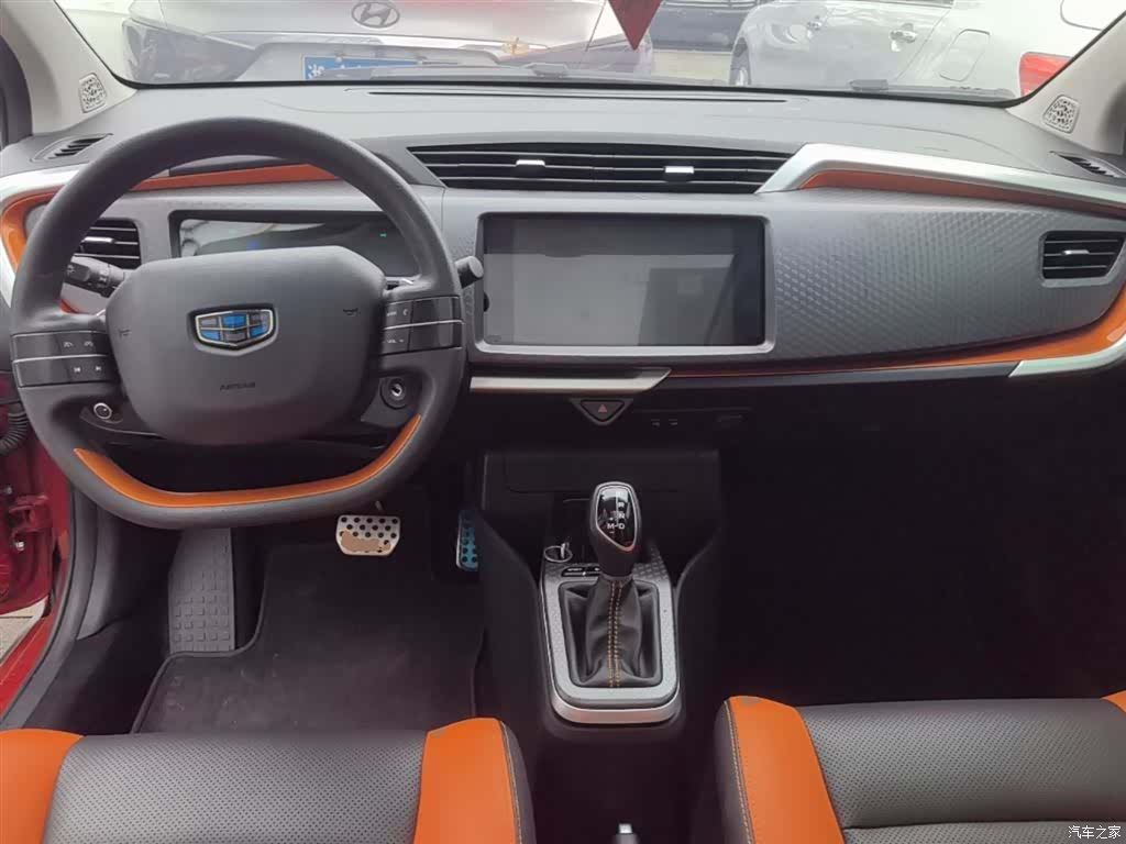 Geely X1, 2018 10
