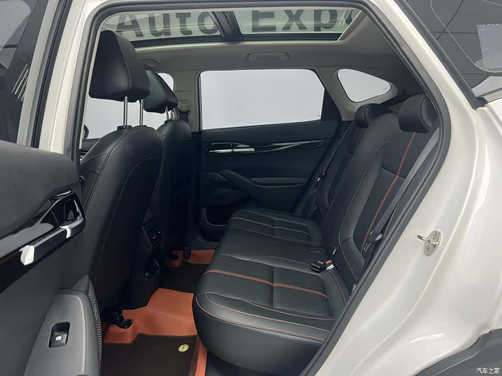 Kia KX3, 2022 11