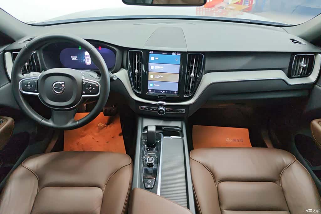 Volvo XC60, 2023 12