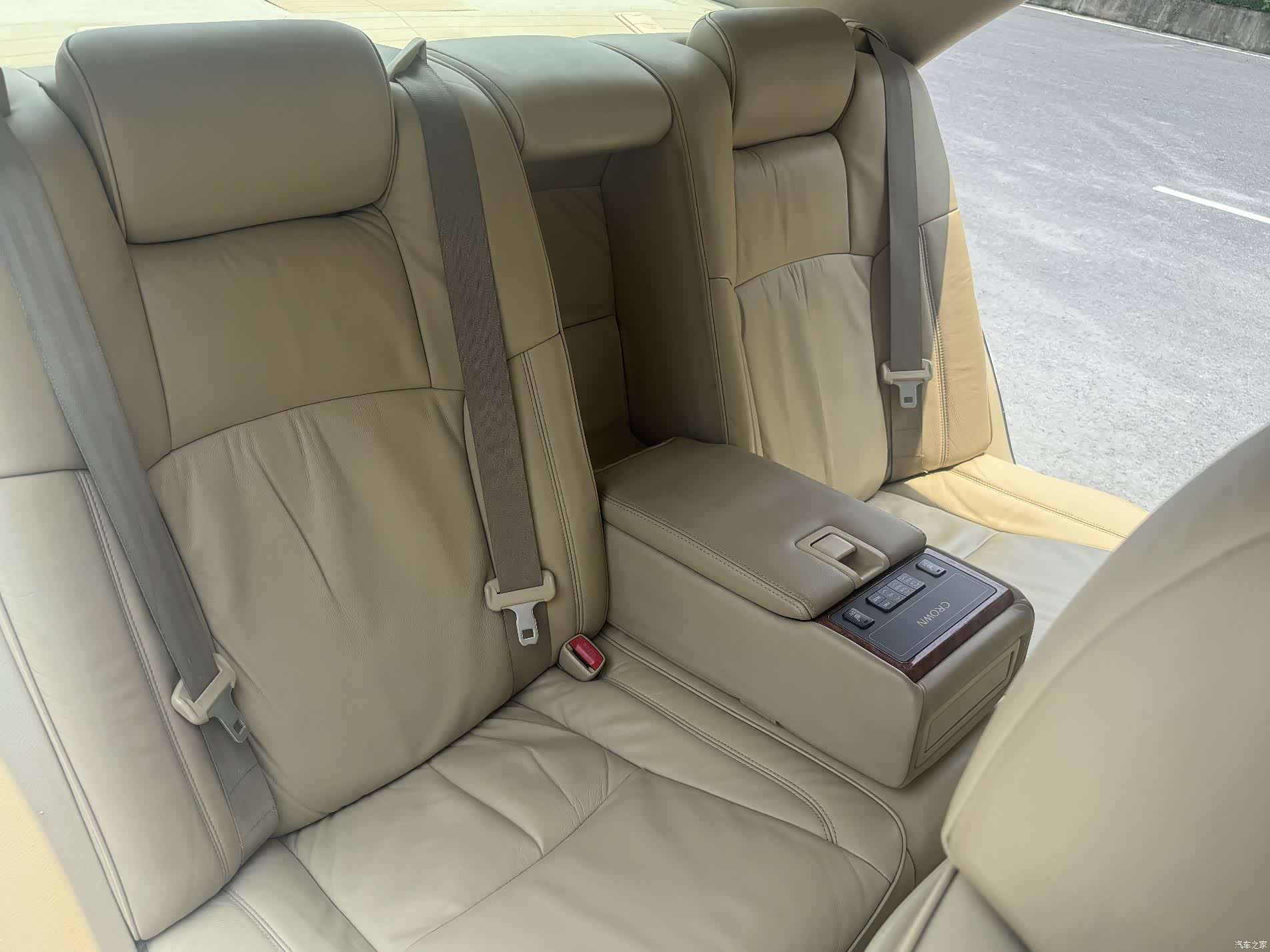 Toyota Crown, 2005 28