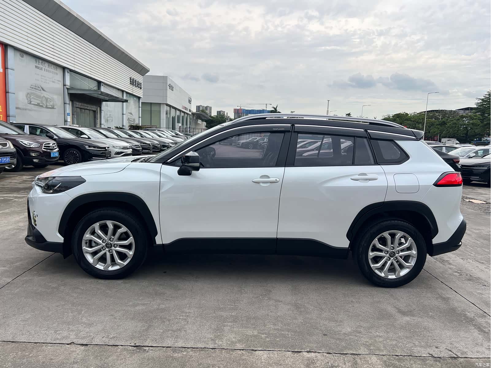 Toyota Frontlander, 2024 17