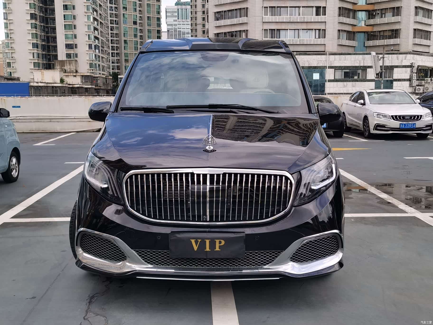 Mercedes-Benz 7, 2024 13