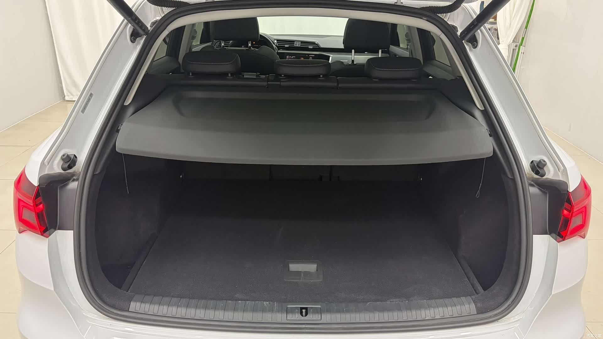 Audi Q3, 2022 16