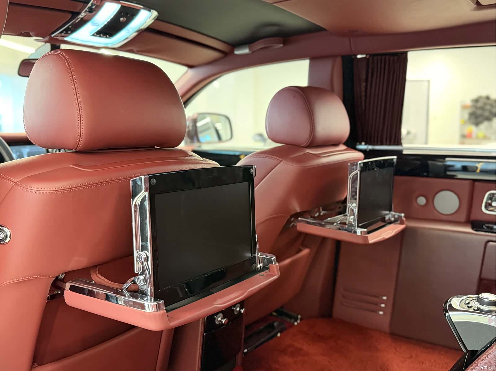 Rolls-Royce Phantom, 2014 9