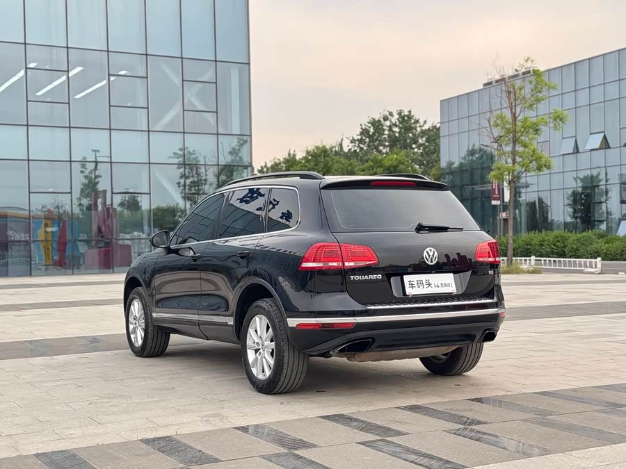 Volkswagen Touareg 2017, фото 9