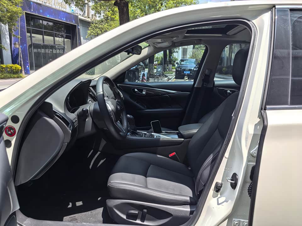 Infiniti Q50L Infiniti Q50L