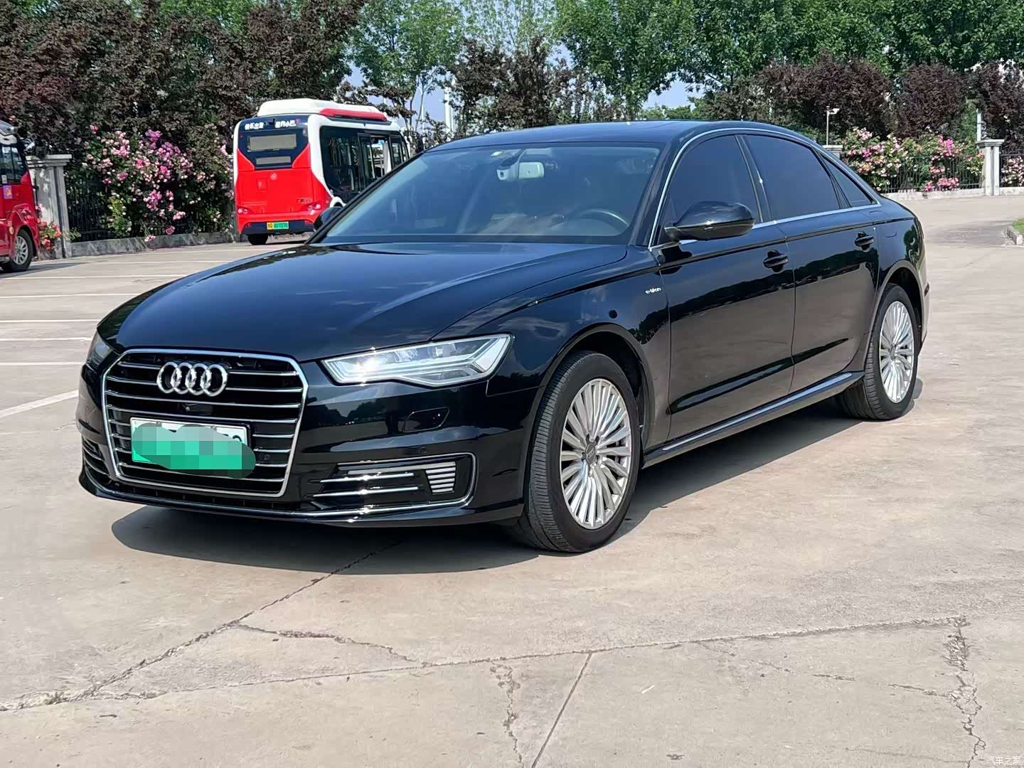 Audi e-tron, 2019 1