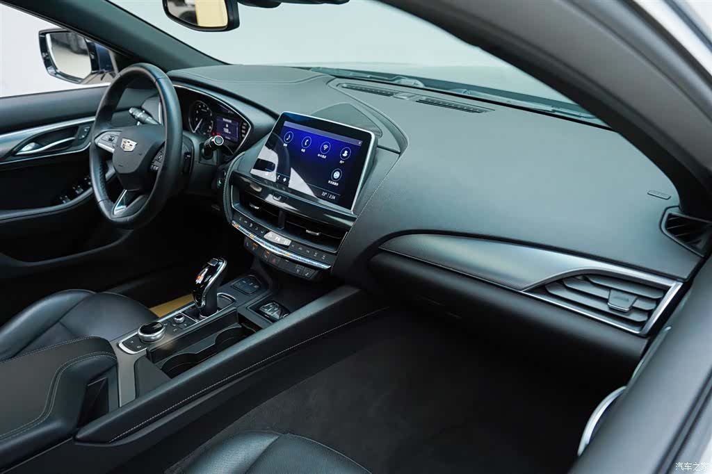 Cadillac CT5, 2022 13