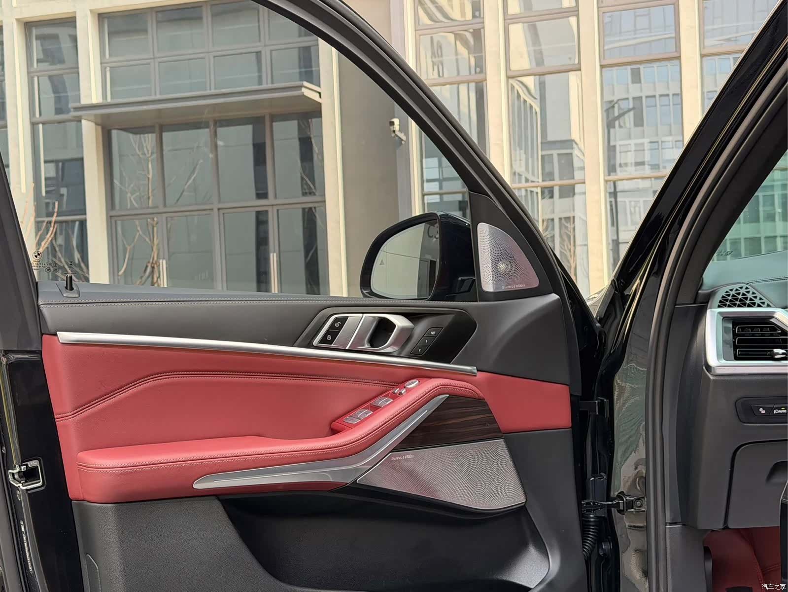 BMW X5, 2025 6