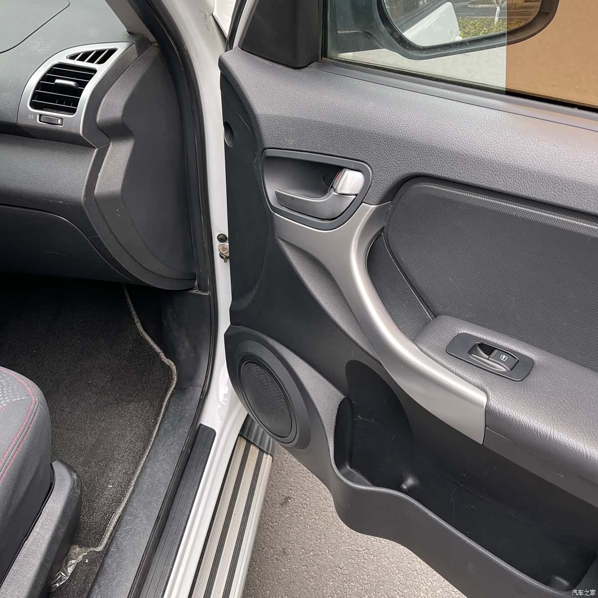 Chery 3, 2016 13
