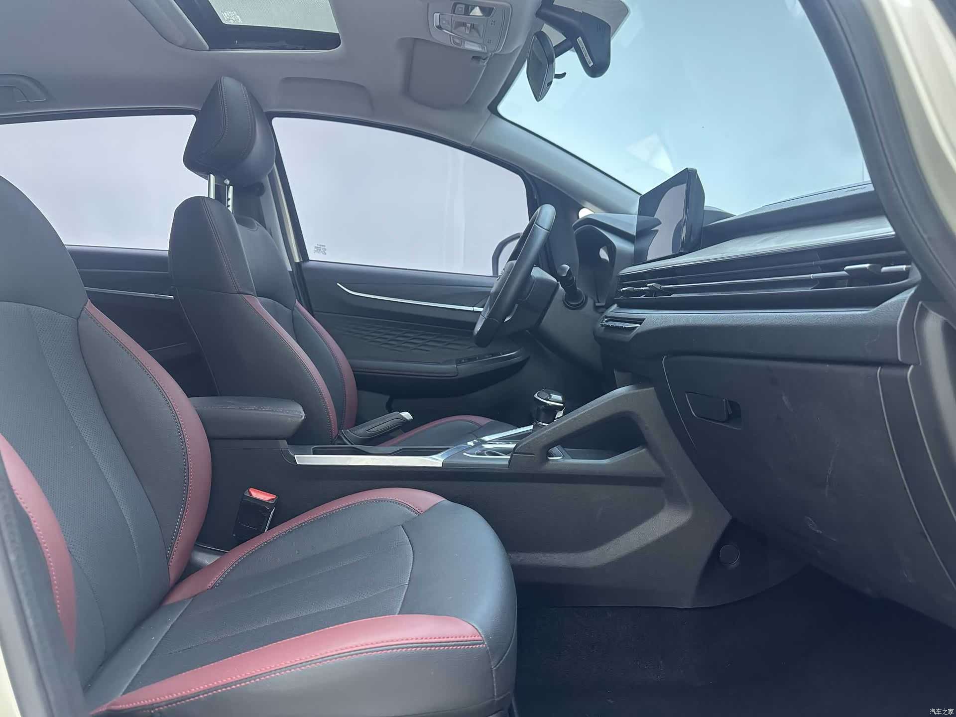 Geely X3, 2022 8